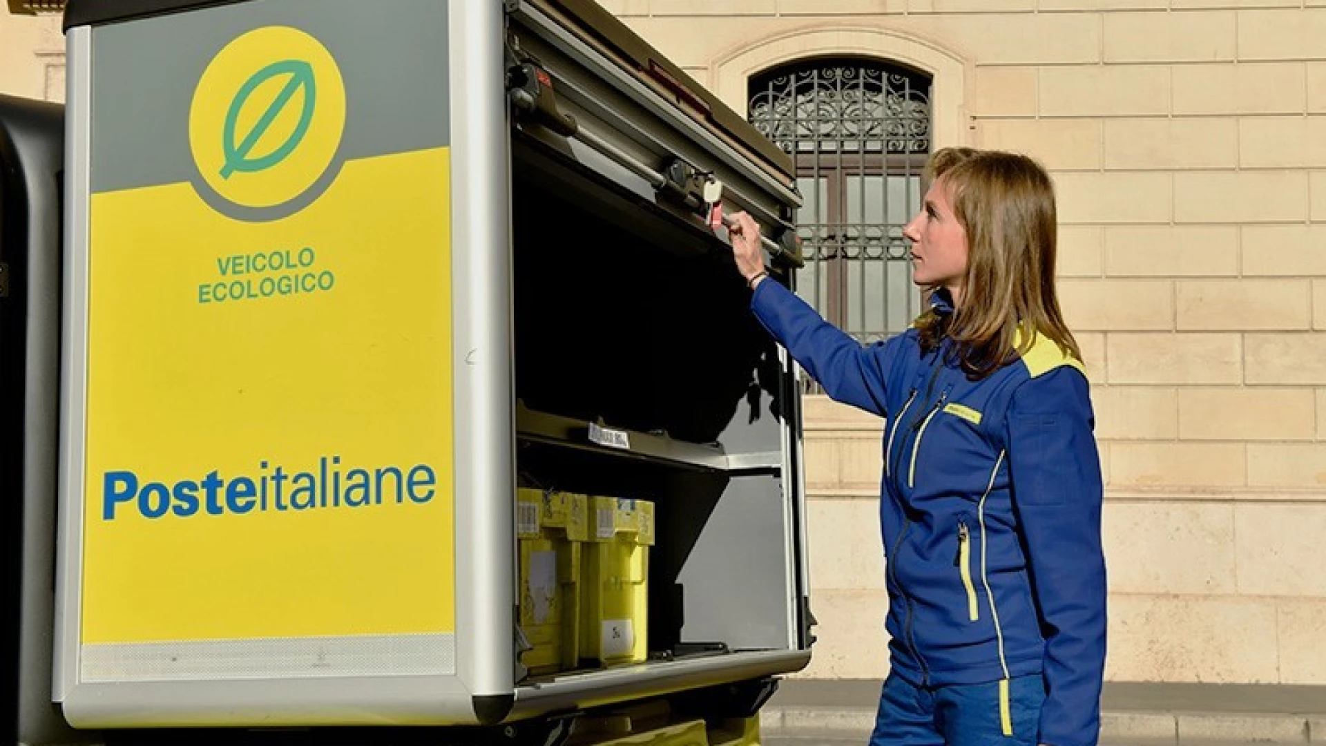 Poste Italiane: in Molise crescono i pacchi consegnati da portalettere.
